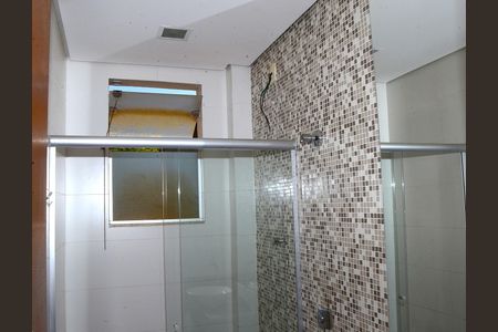 Casa à venda com 510m², 6 quartos e 6 vagasBanheiro 2