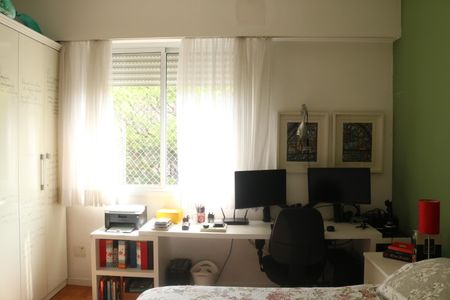 Quarto 1 de apartamento para alugar com 1 quarto, 115m² em Barra Funda, São Paulo