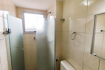 Apartamento para alugar com 70m², 2 quartos e 1 vaga Apartamento para alugar com 70m², 2 quartos e 1 vagaBanheiro Corredor