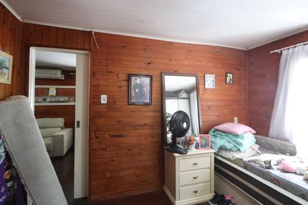 Casa à venda com 115m², 6 quartos e 2 vagasQuarto 2 Casa 1