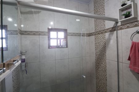 Casa à venda com 115m², 6 quartos e 2 vagasBanheiro Casa 1