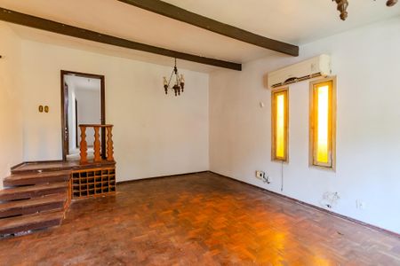 Sala de casa para alugar com 3 quartos, 120m² em Nonoai, Porto Alegre