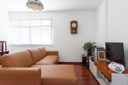 sala de apartamento para alugar com 2 quartos, 56m² em Sion, Belo Horizonte