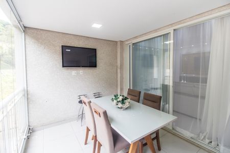 Apartamento para alugar com 116m², 2 quartos e 2 vagas Apartamento para alugar com 116m², 2 quartos e 2 vagasVaranda gourmet