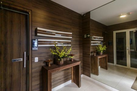 Apartamento para alugar com 116m², 2 quartos e 2 vagas Apartamento para alugar com 116m², 2 quartos e 2 vagasHall de entrada