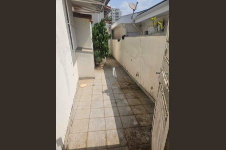 Casa à venda com 72m², 2 quartos e 1 vaga