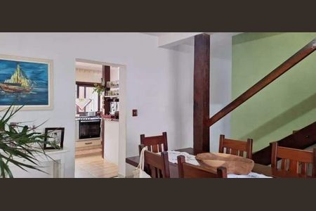 Casa à venda com 4 quartos, 217m² em Parque das Flores, Campinas