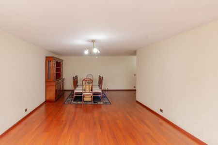 Apartamento à venda com 155m², 3 quartos e 1 vaga Apartamento à venda com 155m², 3 quartos e 1 vagaQuarto 1