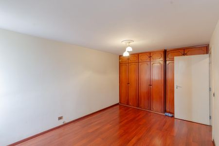 Apartamento à venda com 155m², 3 quartos e 1 vaga Apartamento à venda com 155m², 3 quartos e 1 vagaQuarto 1