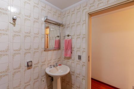 Apartamento à venda com 155m², 3 quartos e 1 vaga Apartamento à venda com 155m², 3 quartos e 1 vagaBanheiro Social