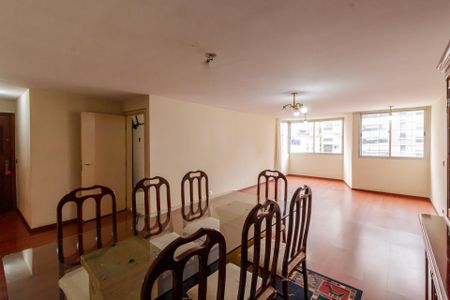 Apartamento à venda com 155m², 3 quartos e 1 vaga Apartamento à venda com 155m², 3 quartos e 1 vagaSala