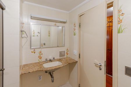 Apartamento à venda com 155m², 3 quartos e 1 vaga Apartamento à venda com 155m², 3 quartos e 1 vagaBanheiro da Suíte 1