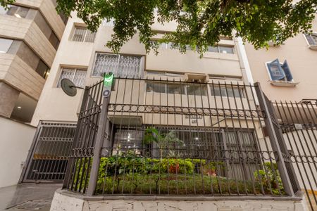 Apartamento à venda com 155m², 3 quartos e 1 vaga Apartamento à venda com 155m², 3 quartos e 1 vagaFachada