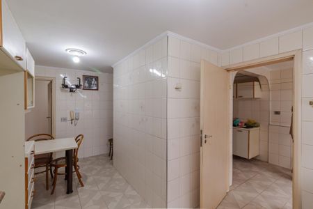 Apartamento à venda com 155m², 3 quartos e 1 vaga Apartamento à venda com 155m², 3 quartos e 1 vagaCozinha