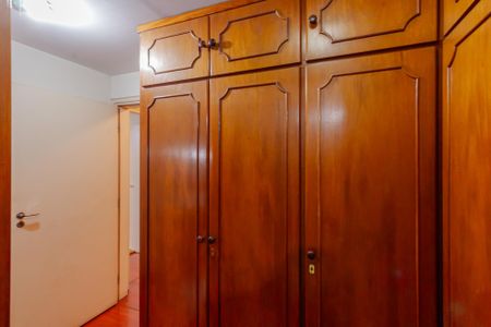 Apartamento à venda com 155m², 3 quartos e 1 vaga Apartamento à venda com 155m², 3 quartos e 1 vagaCloset da Suíte 1