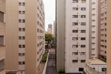 Apartamento à venda com 155m², 3 quartos e 1 vaga Apartamento à venda com 155m², 3 quartos e 1 vagaVista da Suíte 1