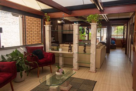 Casa à venda com 400m², 4 quartos e 3 vagasSala