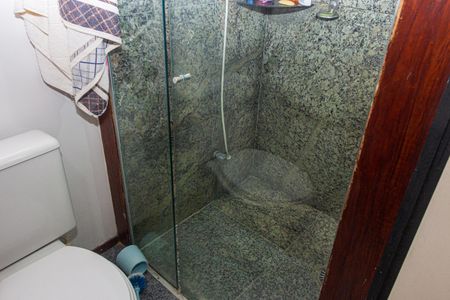 Casa à venda com 400m², 4 quartos e 3 vagasBanheiro da Suíte 2