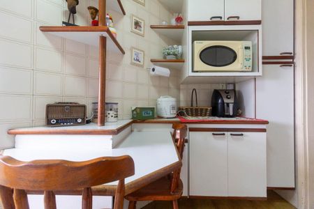 Apartamento à venda com 65m², 2 quartos e 1 vaga Apartamento à venda com 65m², 2 quartos e 1 vagaCozinha