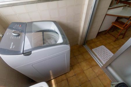 Apartamento à venda com 65m², 2 quartos e 1 vaga Apartamento à venda com 65m², 2 quartos e 1 vagaÁrea de Serviço