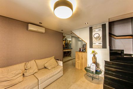 Sala de casa à venda com 2 quartos, 160m² em Vila Prudente, São Paulo