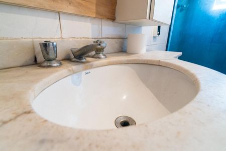 Casa para alugar com 210m², 3 quartos e 2 vagas Casa para alugar com 210m², 3 quartos e 2 vagasBanheiro Social