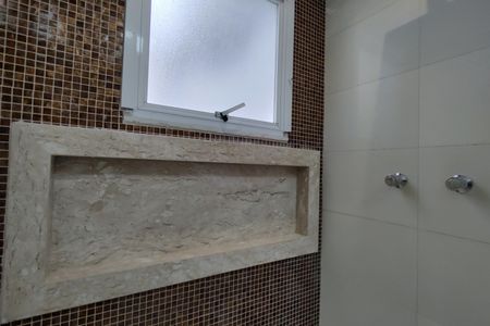 Casa de condomínio à venda com 209m², 4 quartos e 3 vagasBanheiro da Suíte 2