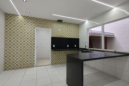 Casa de condomínio à venda com 209m², 4 quartos e 3 vagasCozinha