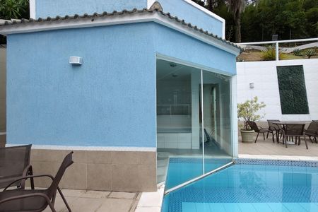 Casa de condomínio à venda com 209m², 4 quartos e 3 vagasÁrea comum
