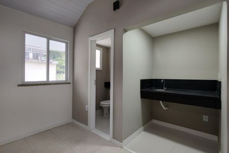 Casa de condomínio à venda com 209m², 4 quartos e 3 vagasSótão