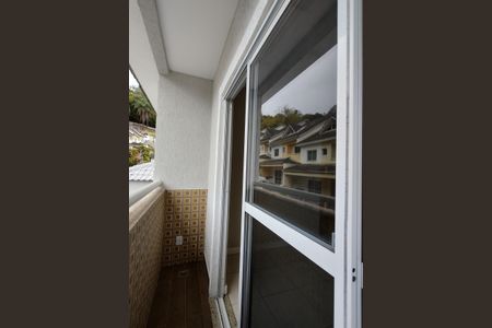 Casa de condomínio à venda com 209m², 4 quartos e 3 vagasVaranda do Quarto Suíte 2