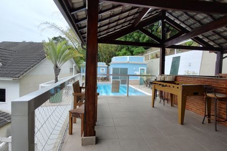 Casa de condomínio à venda com 209m², 4 quartos e 3 vagasÁrea comum