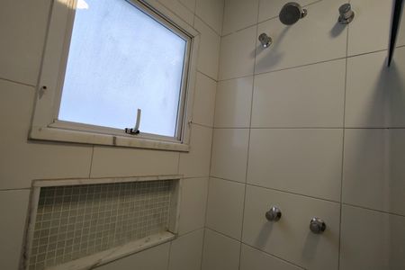 Casa de condomínio à venda com 209m², 4 quartos e 3 vagasBanheiro do Quarto Suíte 3 e 4