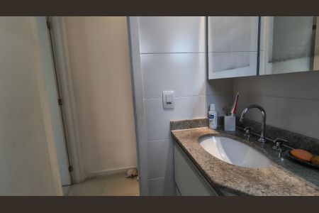 Apartamento à venda com 154m², 3 quartos e 2 vagasBanheiro da Suíte 3