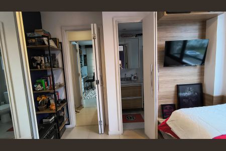 Apartamento à venda com 154m², 3 quartos e 2 vagasSuíte 2