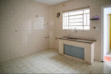 Casa à venda com 109m², 2 quartos e sem vaga Casa à venda com 109m², 2 quartos e sem vagaCozinha