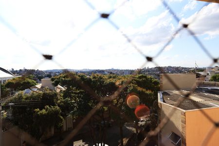 Casa à venda com 456m², 4 quartos e 4 vagas Casa à venda com 456m², 4 quartos e 4 vagasVista