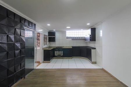 Sala/Cozinha de casa para alugar com 2 quartos, 100m² em Parque Sao Rafael, São Paulo