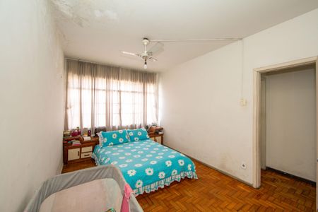 Apartamento à venda com 220m², 4 quartos e 1 vaga Apartamento à venda com 220m², 4 quartos e 1 vagaSuíte