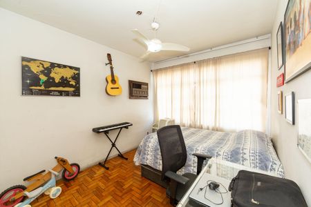 Apartamento à venda com 220m², 4 quartos e 1 vaga Apartamento à venda com 220m², 4 quartos e 1 vagaQuarto 2