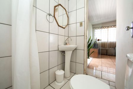 Apartamento à venda com 220m², 4 quartos e 1 vaga Apartamento à venda com 220m², 4 quartos e 1 vagaBanheiro de Serviço