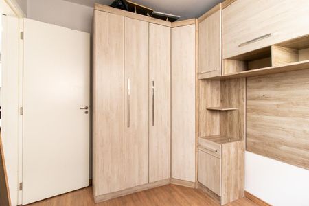 Quarto 1 de apartamento para alugar com 2 quartos, 46m² em Colônia Rio Grande, São José dos Pinhais