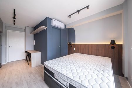 Quarto de kitnet/studio para alugar com 1 quarto, 26m² em Santo Amaro, São Paulo
