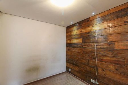 Sala de casa para alugar com 1 quarto, 120m² em Parque dos Bancarios, São Paulo