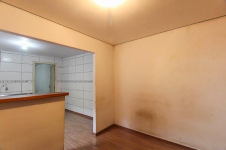 Sala de casa para alugar com 1 quarto, 120m² em Parque dos Bancarios, São Paulo