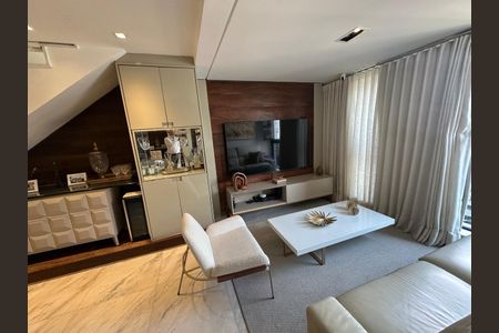 Sala de apartamento à venda com 3 quartos, 220m² em Funcionários, Belo Horizonte