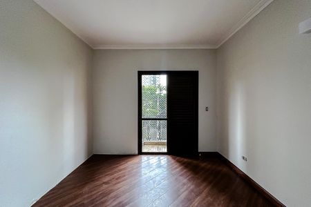 Apartamento à venda com 132m², 3 quartos e 2 vagas Apartamento à venda com 132m², 3 quartos e 2 vagasQuarto 1