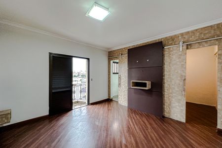 Apartamento à venda com 132m², 3 quartos e 2 vagas Apartamento à venda com 132m², 3 quartos e 2 vagasSuíte