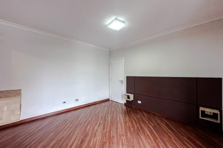 Apartamento à venda com 132m², 3 quartos e 2 vagas Apartamento à venda com 132m², 3 quartos e 2 vagasSuíte