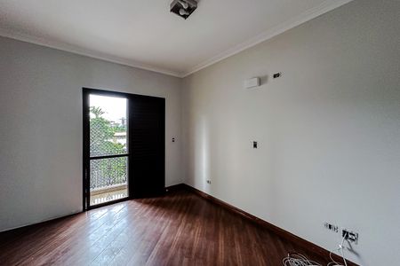 Apartamento à venda com 132m², 3 quartos e 2 vagas Apartamento à venda com 132m², 3 quartos e 2 vagasQuarto 1
